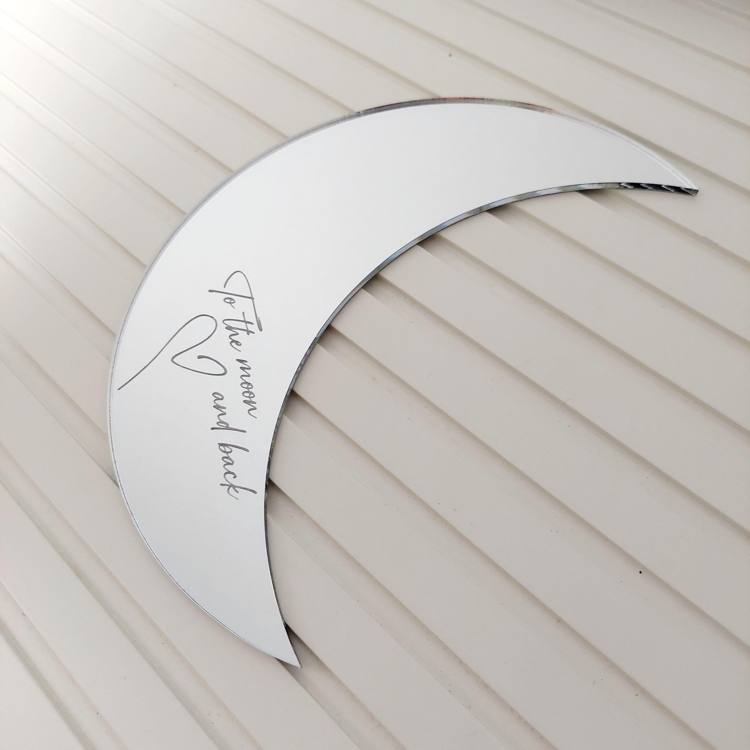 Dekor od pleksiglasa - MOON