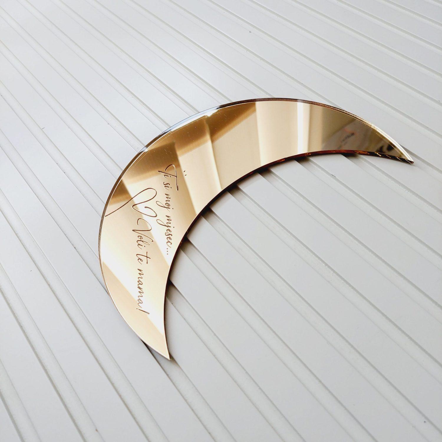 Dekor od pleksiglasa - MOON